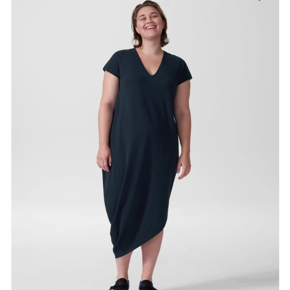 *SOLD* Geneva dress v neck 2XS Navy